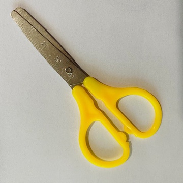 Ножници 95мм. С линейкой 4см.