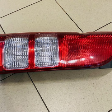 Фонарь задний Toyota Hiace 04-13, SAT/ST21219K2L, MX-202L.